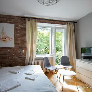 Apartment Saska Kepa, Warsaw